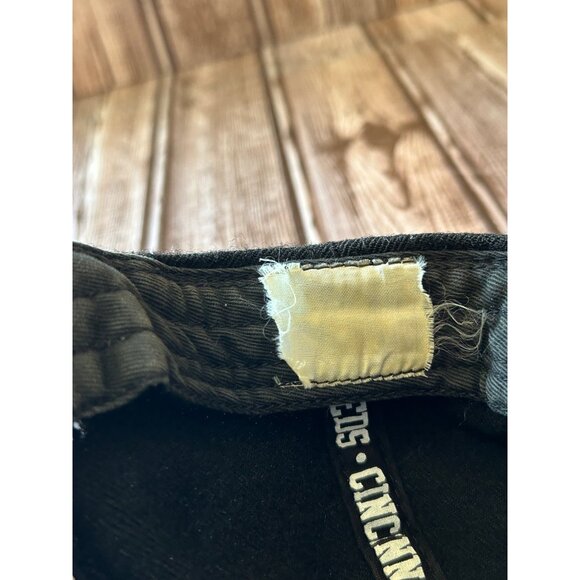 Cincinnati Reds Hat Cap Nike Team 100% Wool Mens Red Black Two Tone MLB Baseball - Picture 9 of 10